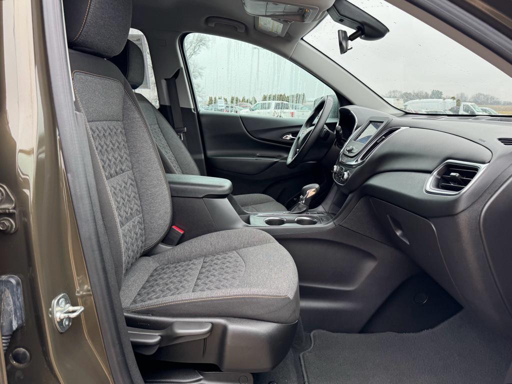 used 2024 Chevrolet Equinox car, priced at $22,850