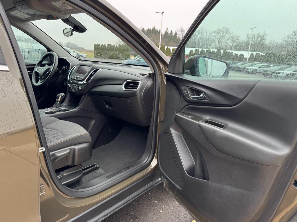 used 2024 Chevrolet Equinox car, priced at $22,850