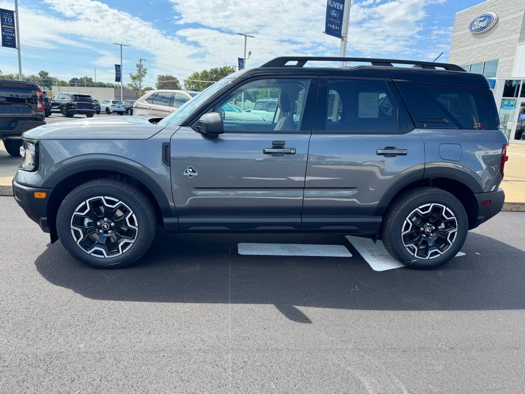 new 2025 Ford Bronco Sport car, priced at $37,913