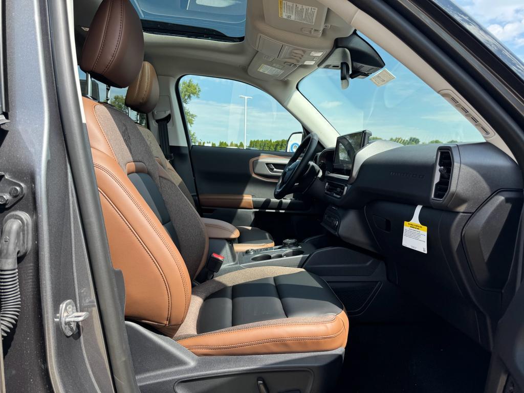 new 2025 Ford Bronco Sport car, priced at $37,913
