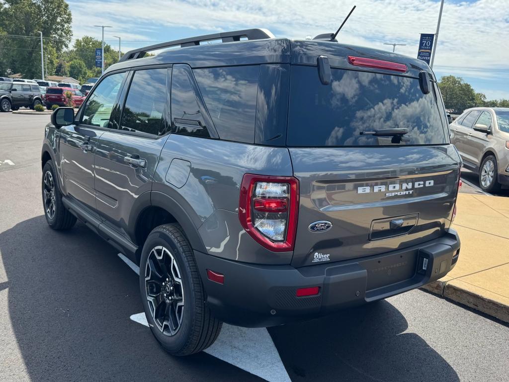 new 2025 Ford Bronco Sport car, priced at $37,913