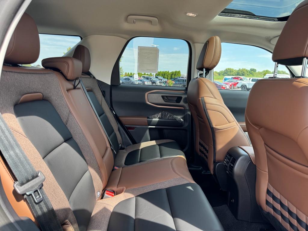 new 2025 Ford Bronco Sport car, priced at $37,913