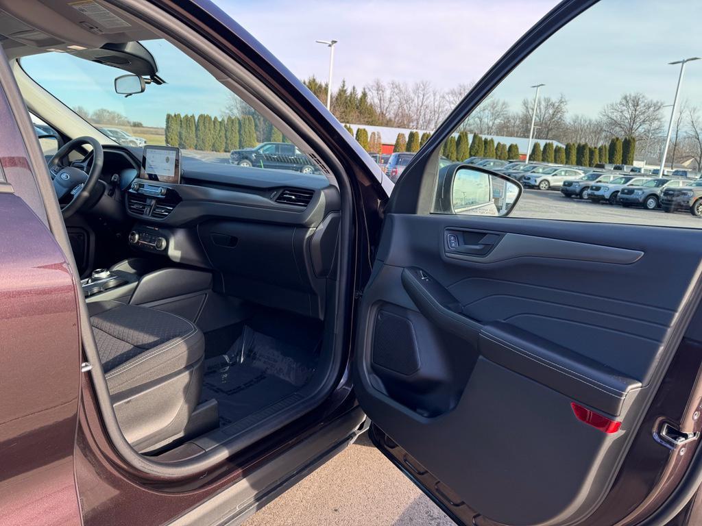 used 2023 Ford Escape car, priced at $23,716