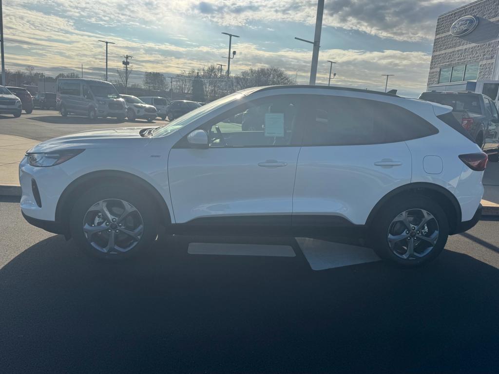 new 2026 Ford Escape car, priced at $40,875