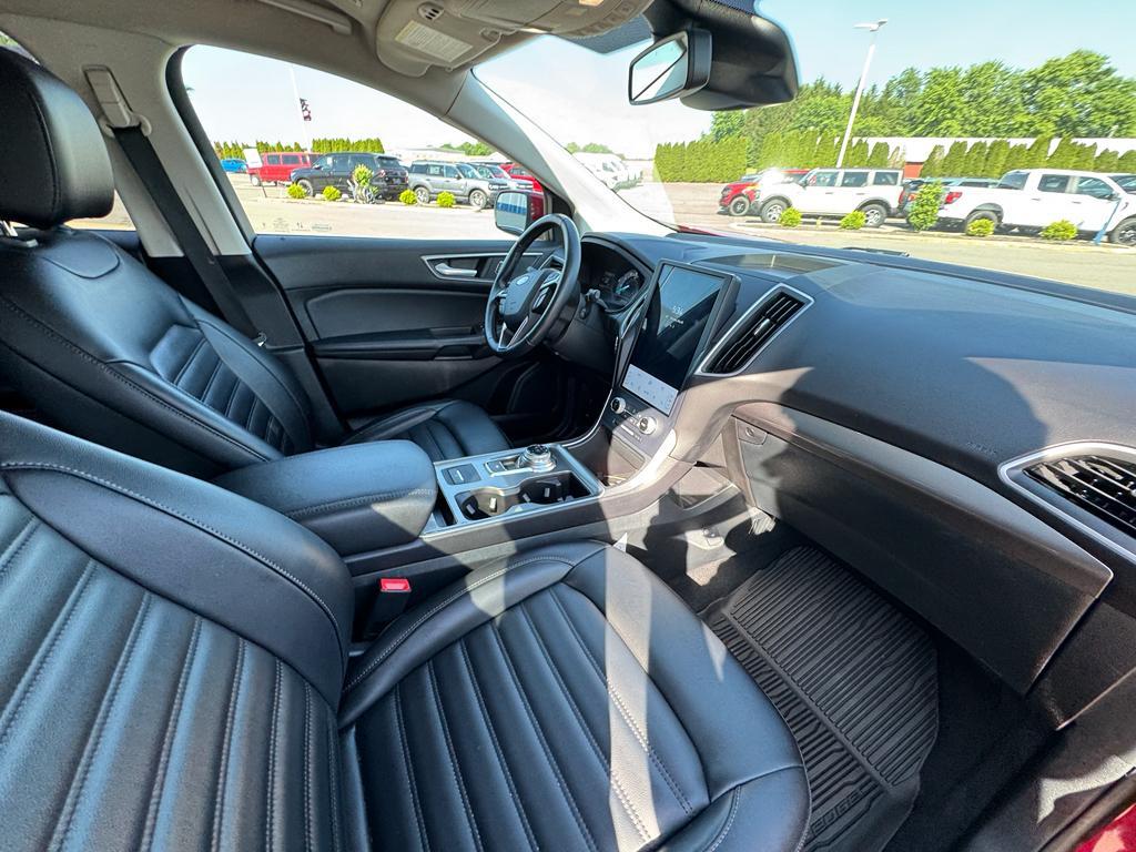 used 2023 Ford Edge car, priced at $29,938