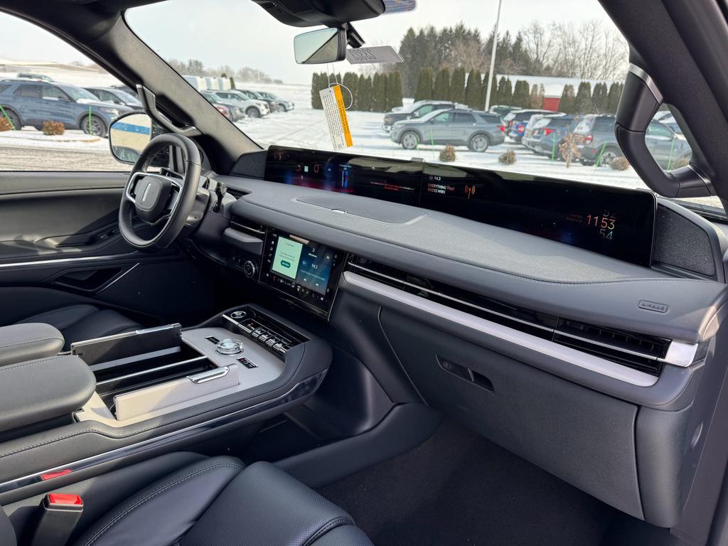 new 2026 Lincoln Navigator car, priced at $111,560