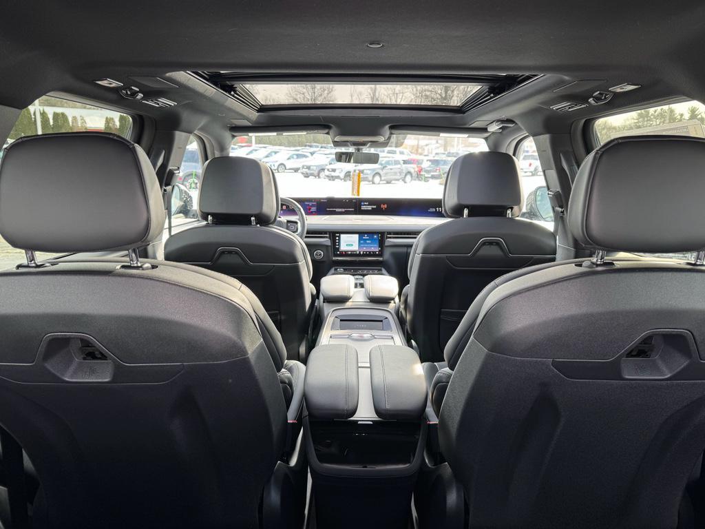 new 2026 Lincoln Navigator car, priced at $111,560