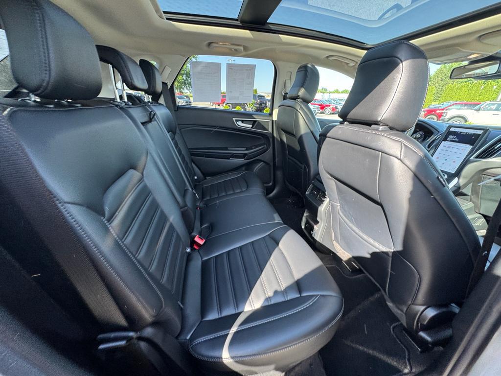 used 2023 Ford Edge car, priced at $25,758