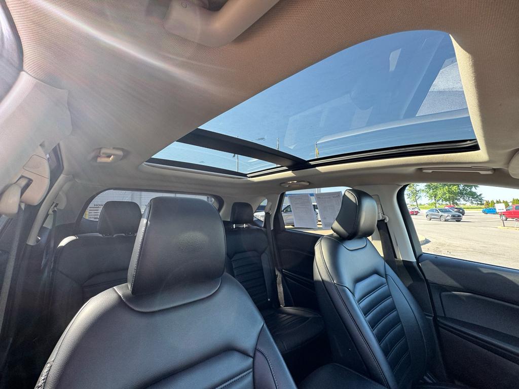 used 2023 Ford Edge car, priced at $25,758