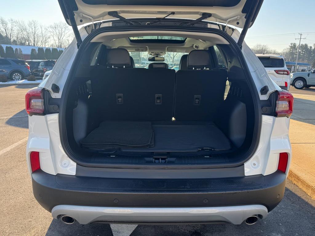 used 2023 Ford Escape car, priced at $30,405