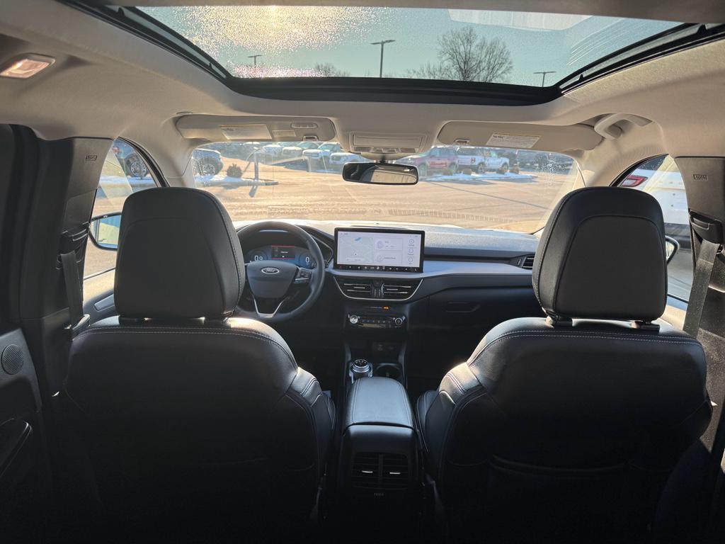 used 2023 Ford Escape car, priced at $30,405