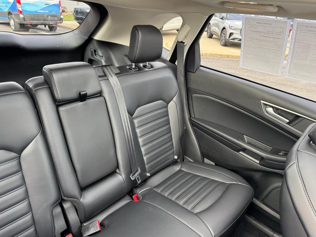 used 2022 Ford Edge car, priced at $25,145