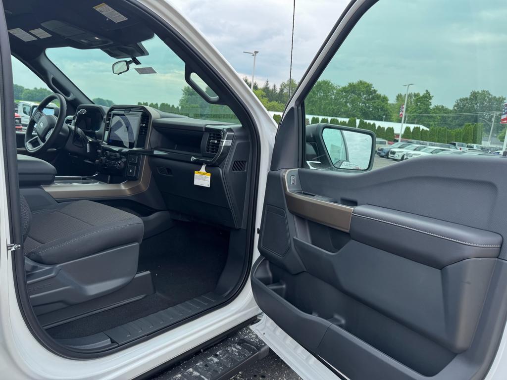 new 2025 Ford F-150 car, priced at $50,252