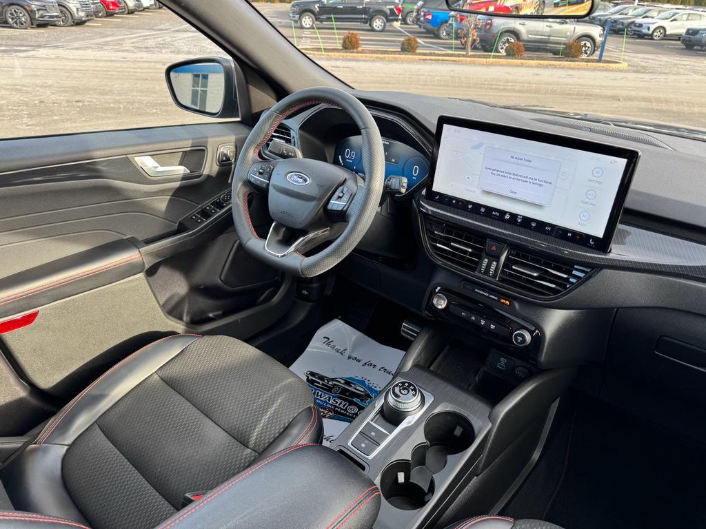 used 2023 Ford Escape car, priced at $26,810