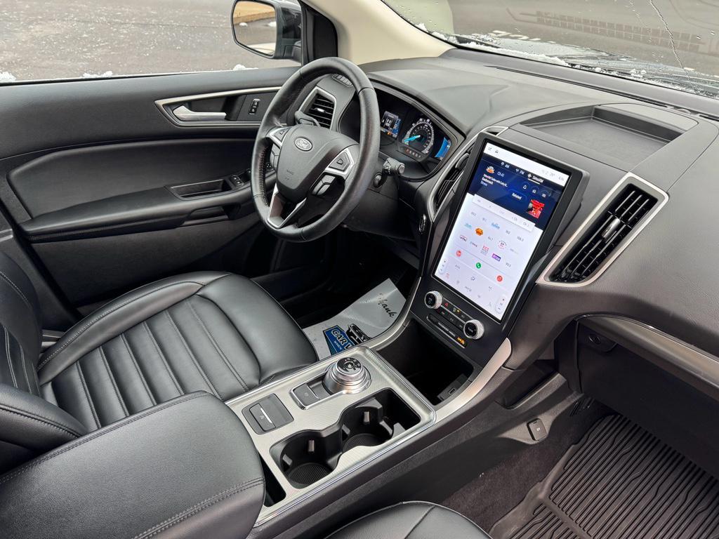 used 2022 Ford Edge car, priced at $24,911