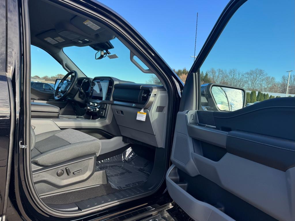 new 2025 Ford F-150 car, priced at $64,040