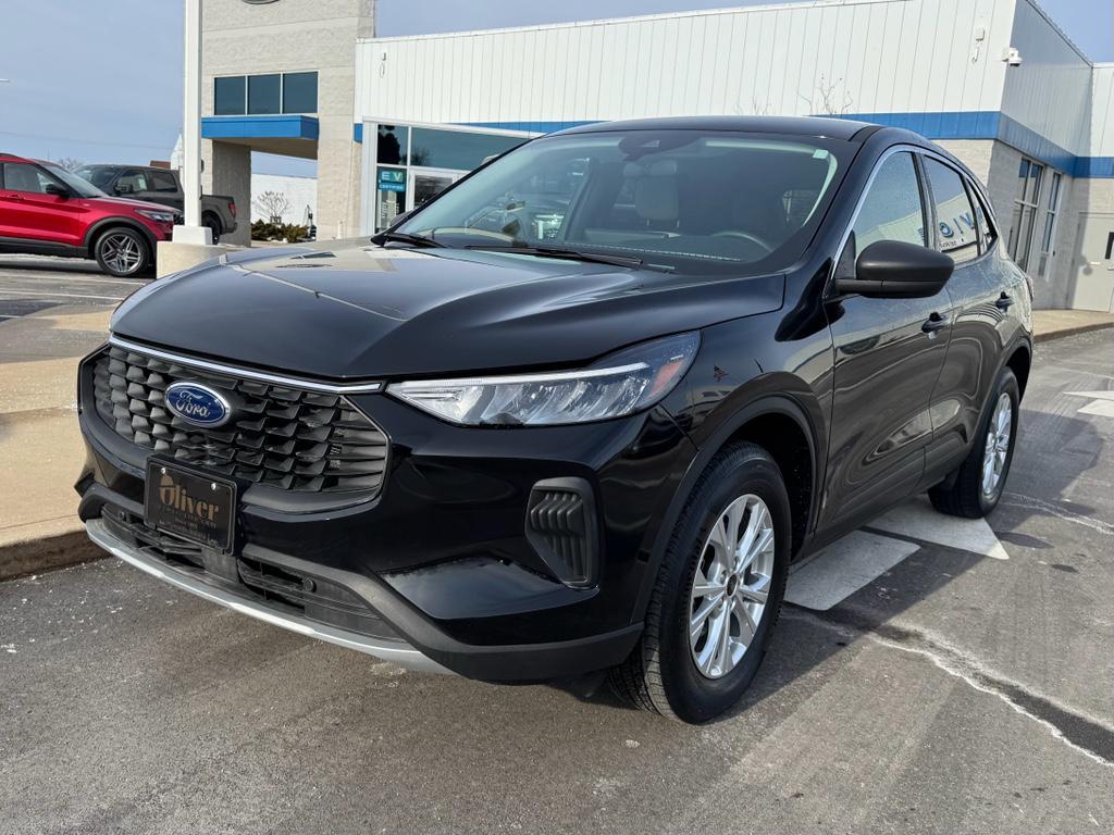 used 2024 Ford Escape car, priced at $22,150