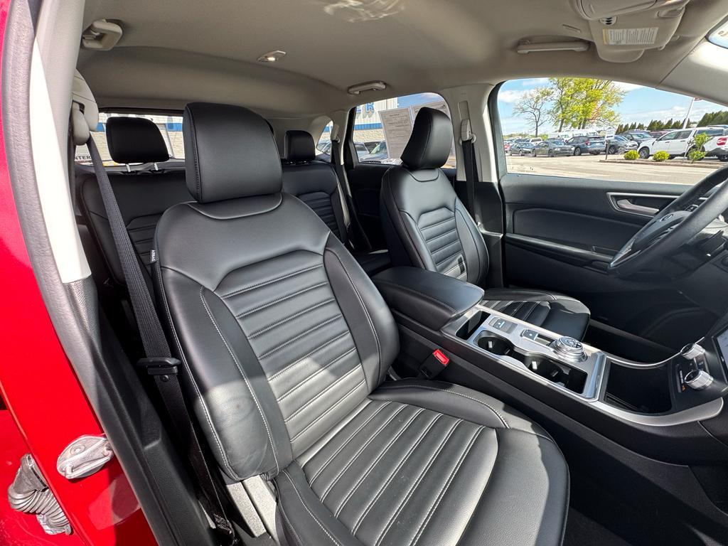 used 2024 Ford Edge car, priced at $28,068