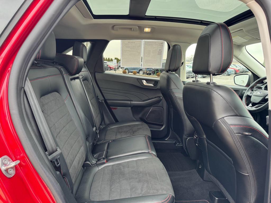 used 2022 Ford Escape car, priced at $25,633