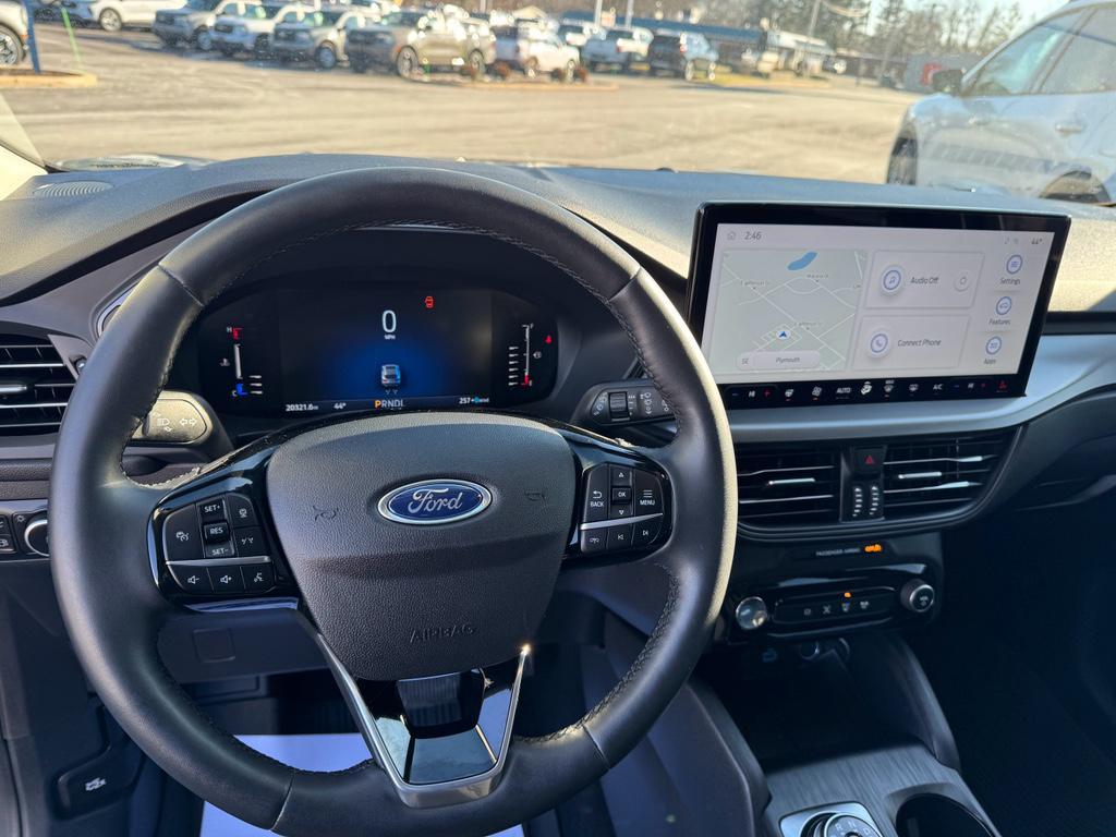 used 2023 Ford Escape PHEV car, priced at $27,120