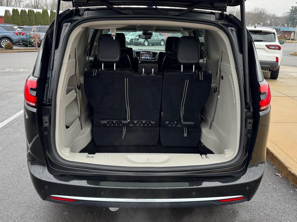 used 2023 Chrysler Pacifica car, priced at $25,834