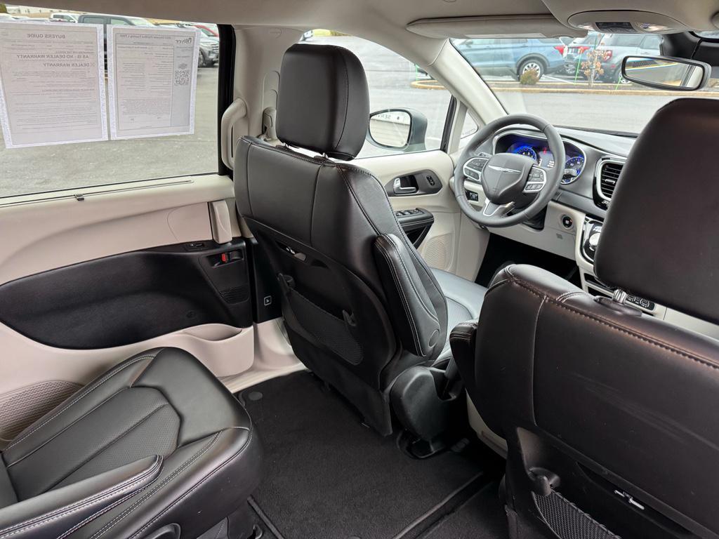 used 2023 Chrysler Pacifica car, priced at $25,834