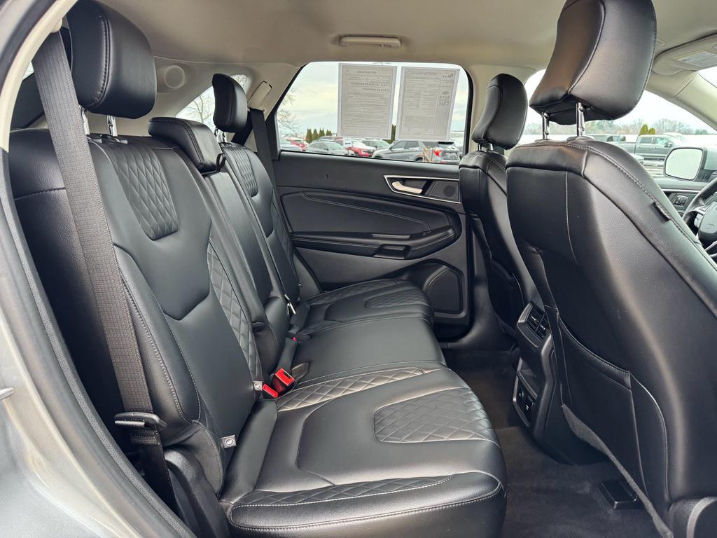 used 2024 Ford Edge car, priced at $25,019