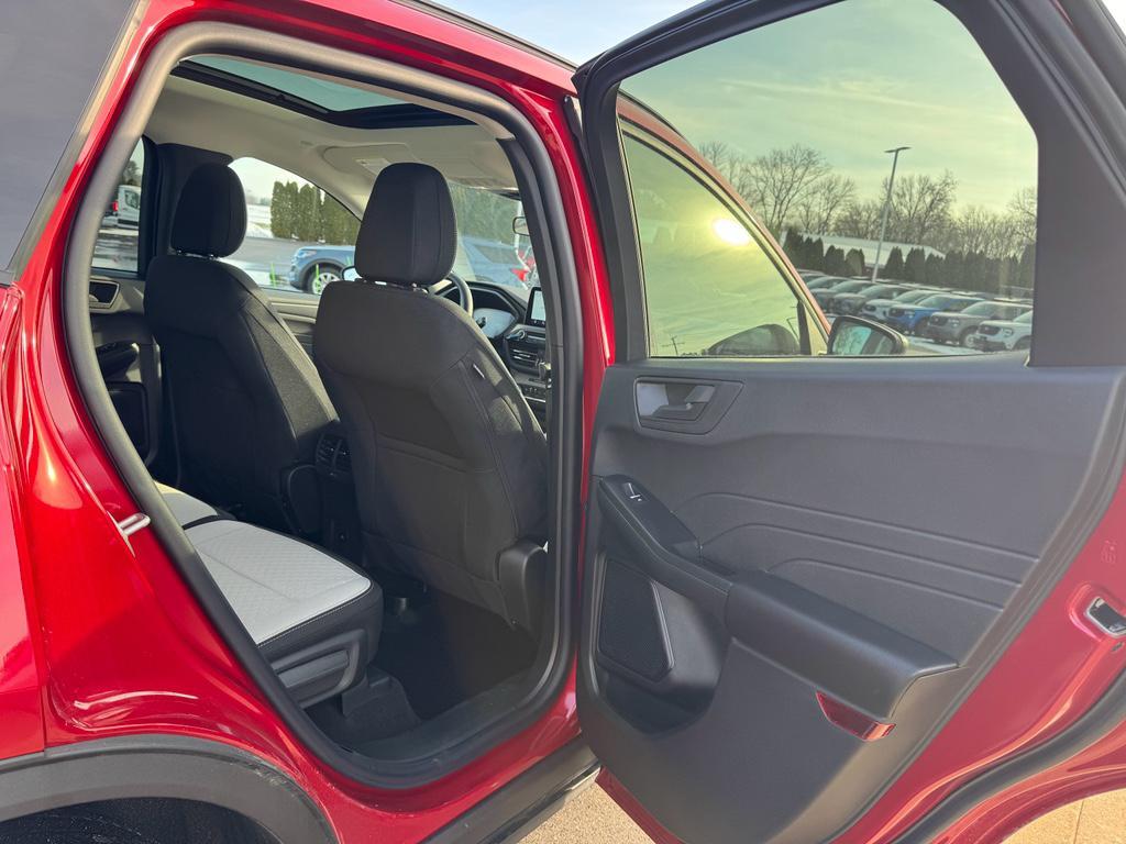 new 2025 Ford Escape car, priced at $29,150