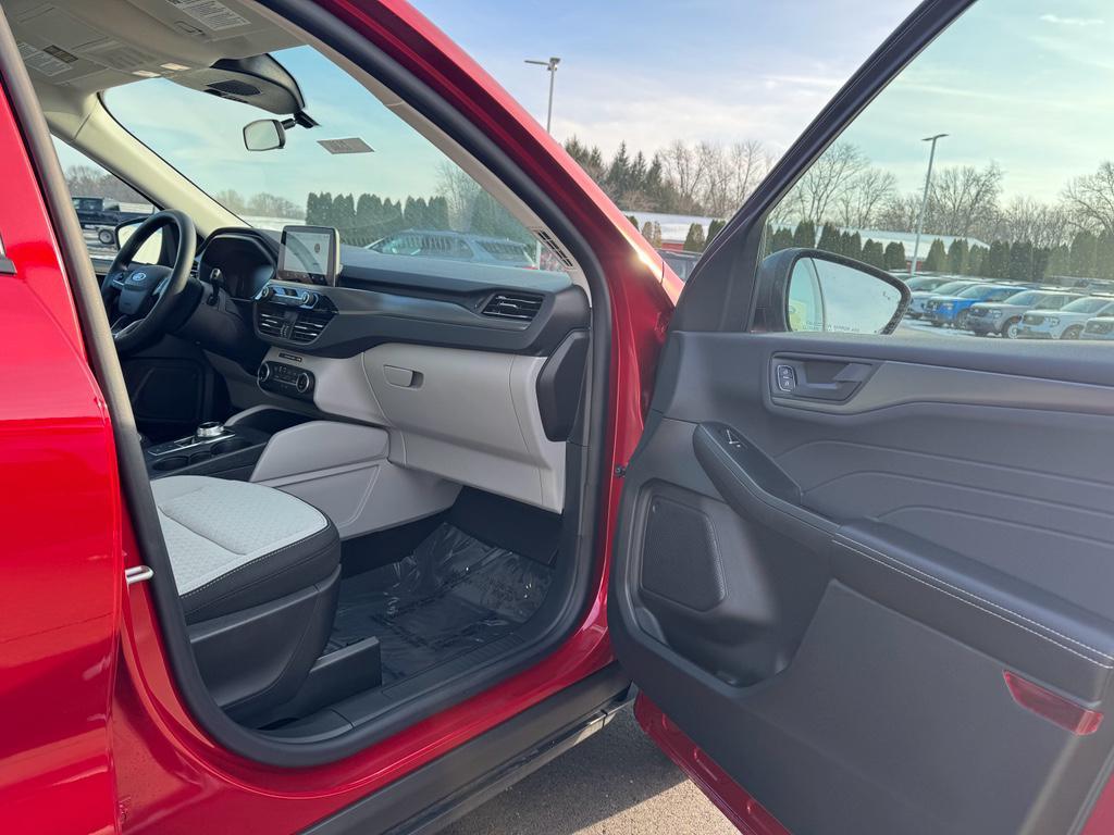 new 2025 Ford Escape car, priced at $29,150