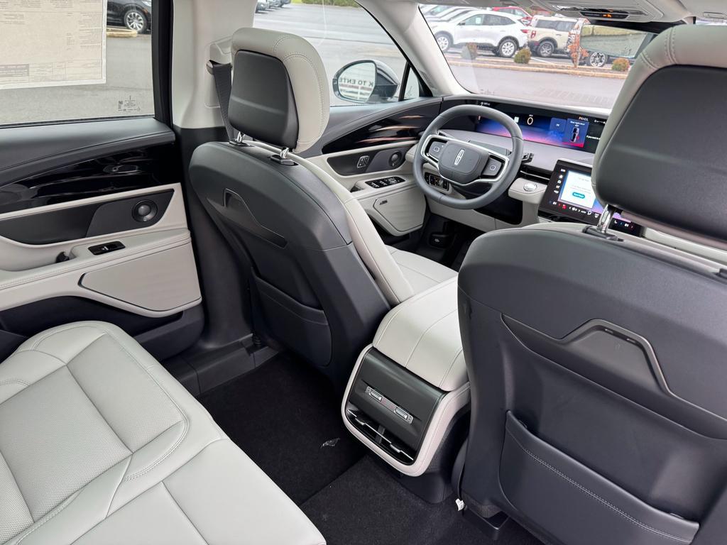 new 2026 Lincoln Nautilus car, priced at $67,105