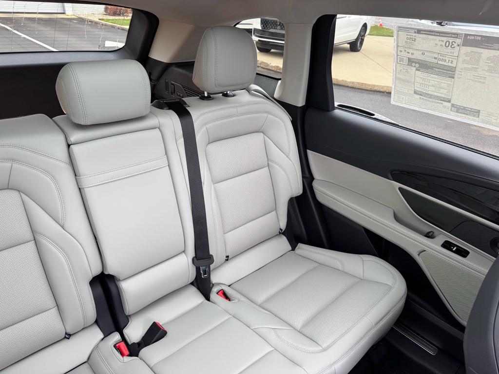 new 2026 Lincoln Nautilus car, priced at $67,105