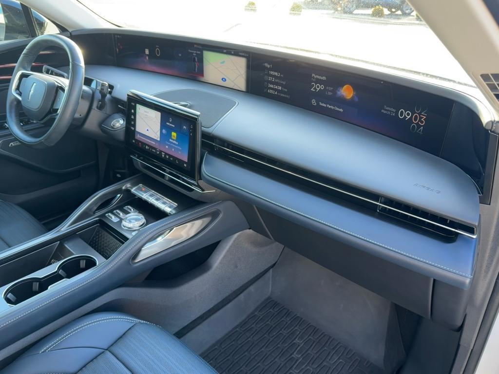 used 2024 Lincoln Nautilus car, priced at $51,997