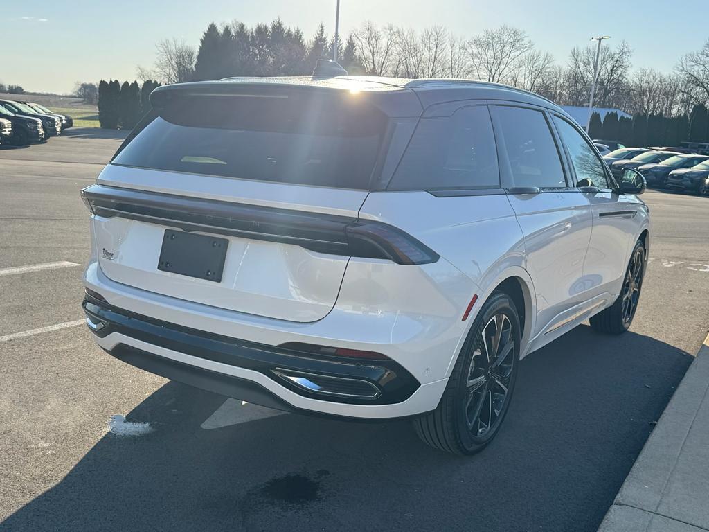 used 2024 Lincoln Nautilus car, priced at $51,997