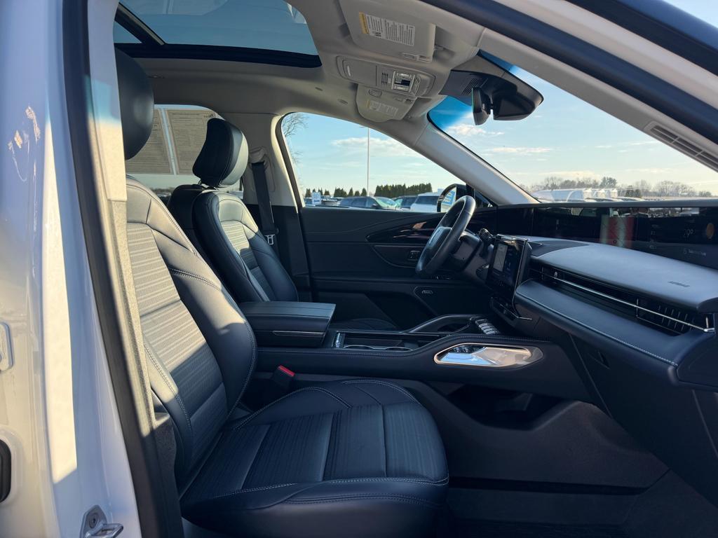 used 2024 Lincoln Nautilus car, priced at $51,997