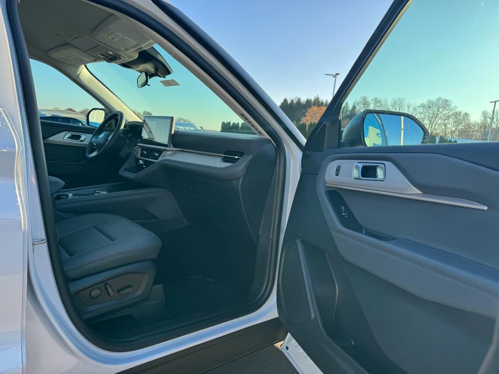 new 2026 Ford Explorer car, priced at $46,460