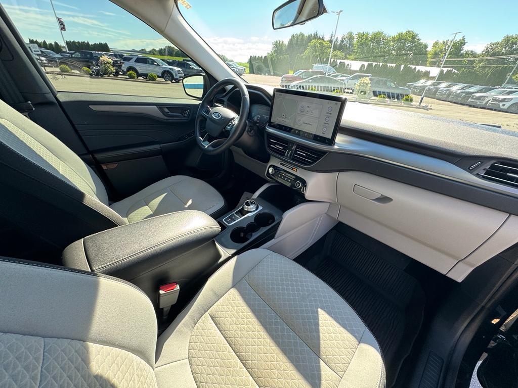 used 2023 Ford Escape car, priced at $22,825