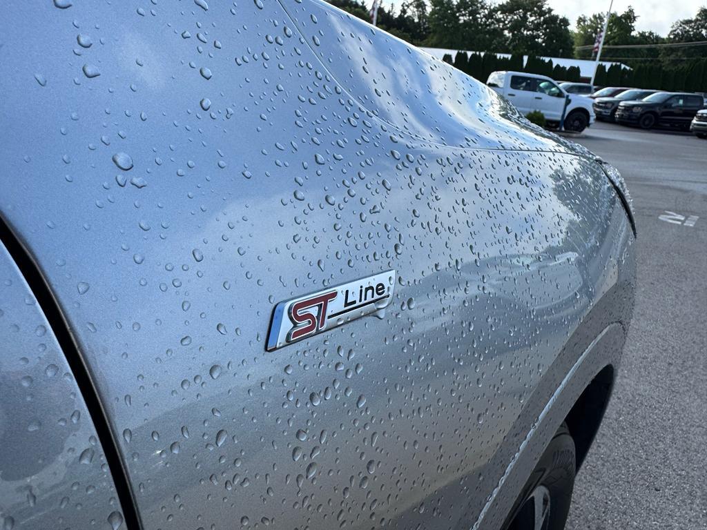used 2023 Ford Escape car, priced at $29,741