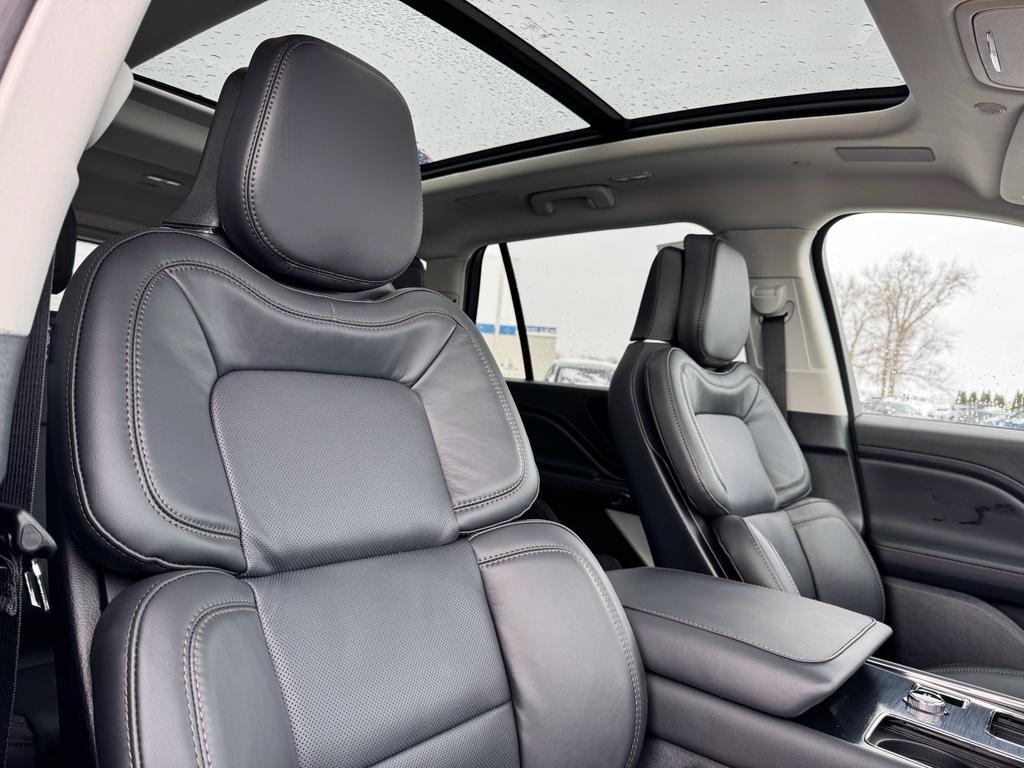 new 2026 Lincoln Aviator car, priced at $80,860
