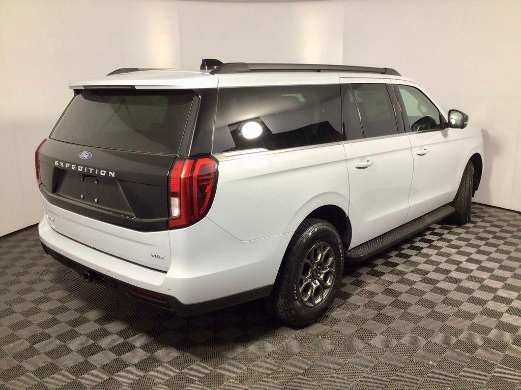 new 2026 Ford Expedition Max car, priced at $75,777