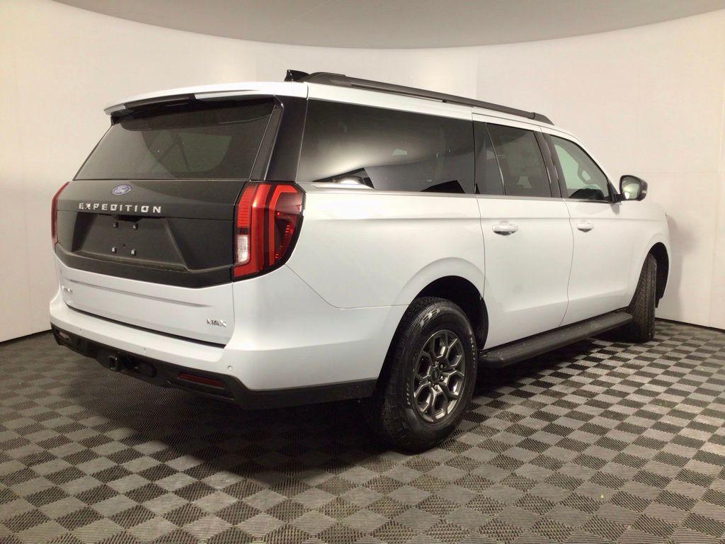 new 2026 Ford Expedition Max car, priced at $75,777