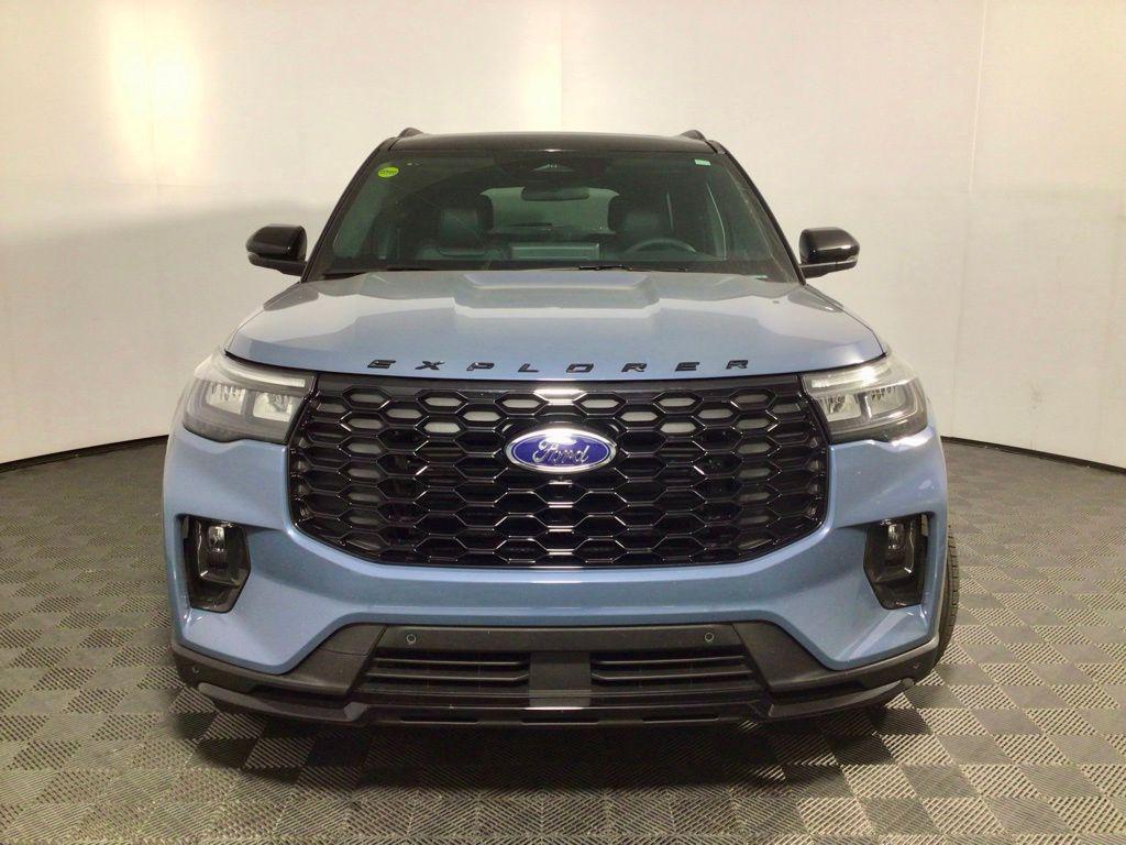 new 2025 Ford Explorer car, priced at $46,500