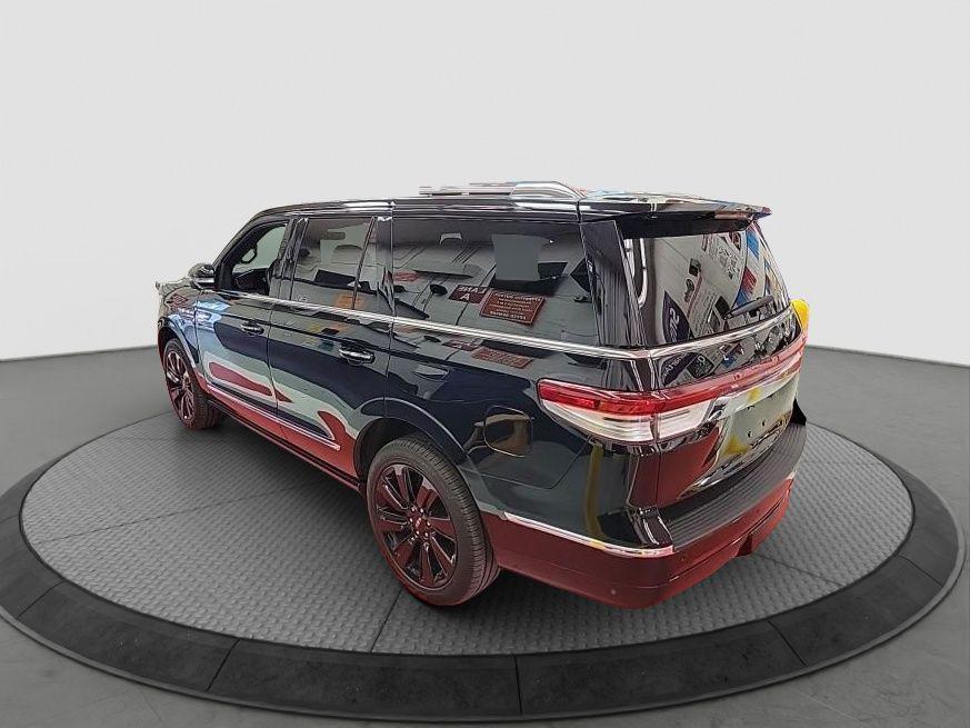used 2024 Lincoln Navigator car, priced at $67,500