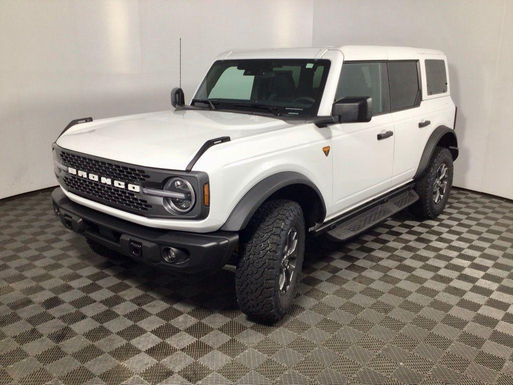 new 2025 Ford Bronco car, priced at $58,385