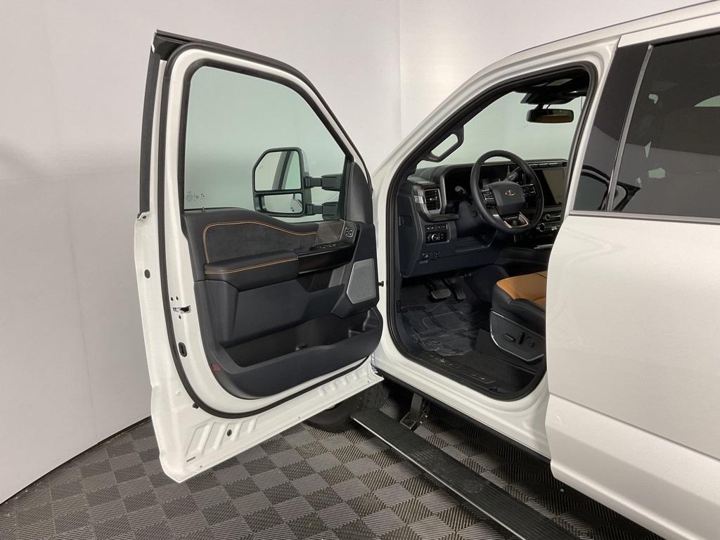 new 2024 Ford F-350 car, priced at $89,946