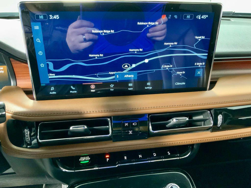 used 2022 Lincoln Nautilus car, priced at $28,500