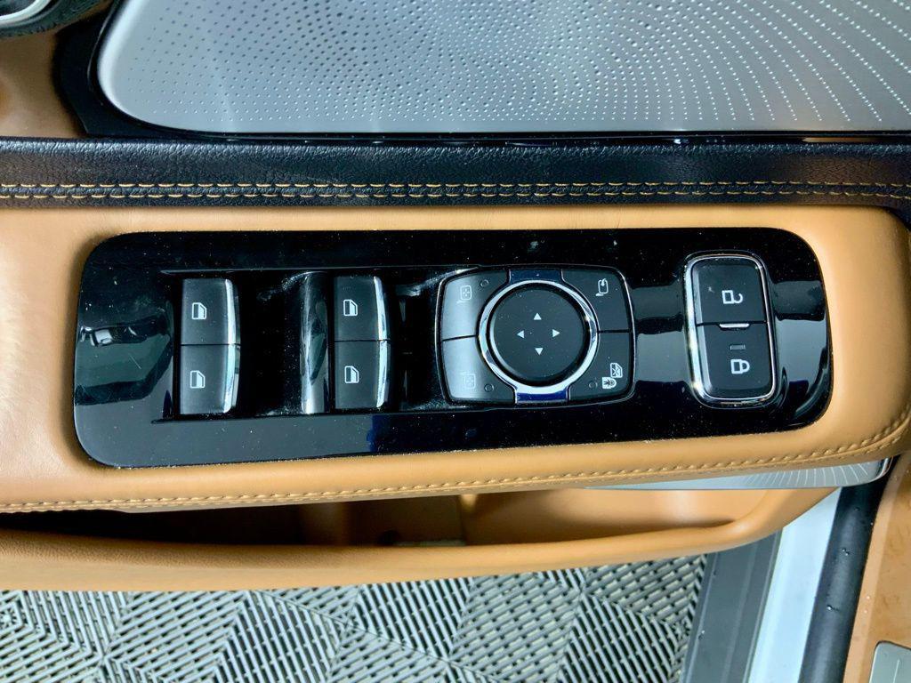 used 2022 Lincoln Aviator car, priced at $37,000