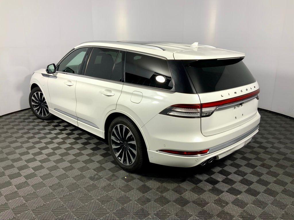 used 2022 Lincoln Aviator car, priced at $37,000