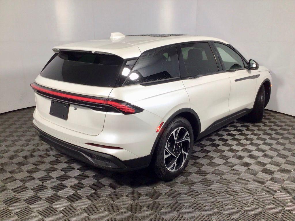 new 2026 Lincoln Nautilus car, priced at $65,690