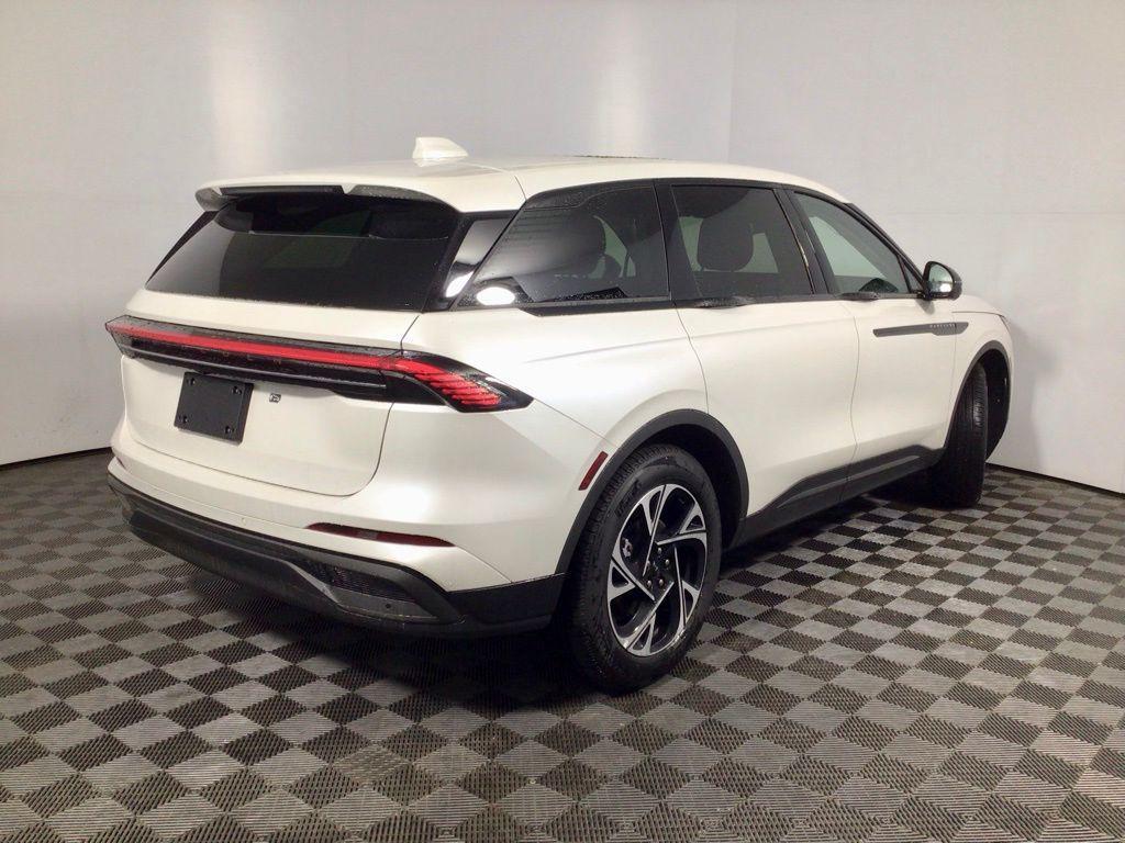 new 2026 Lincoln Nautilus car, priced at $65,690