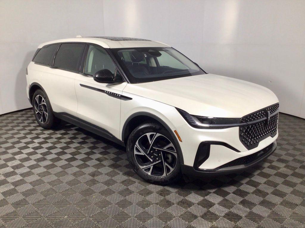 new 2026 Lincoln Nautilus car, priced at $65,690